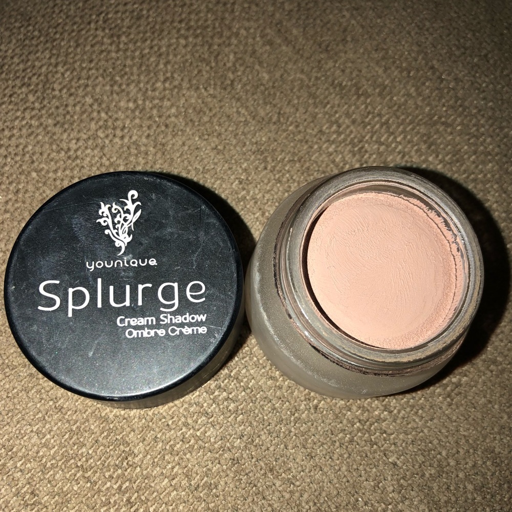 Younique Splurge cream shadow Victorious
